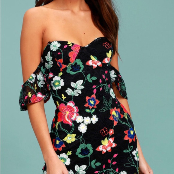 Lulus Dresses & Skirts - Lulu’s Hot Tropics Black Embroidered Party Dress S